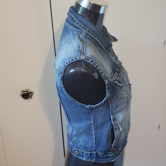 JEAN VEST SZ M KISS PINK - Picture 2 of 8